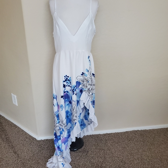 Laklook White floral Watercolor Ruffle-Hem Hi-Low - Picture 2 of 8